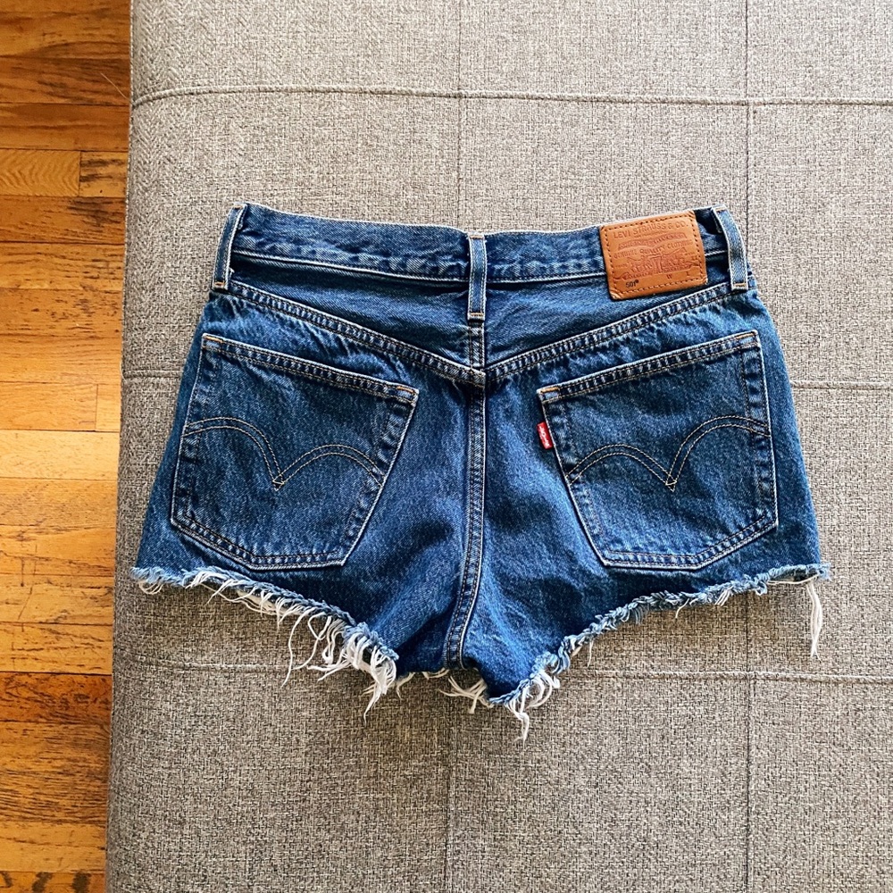 Levi’s Cutoff 501 Dark Wash